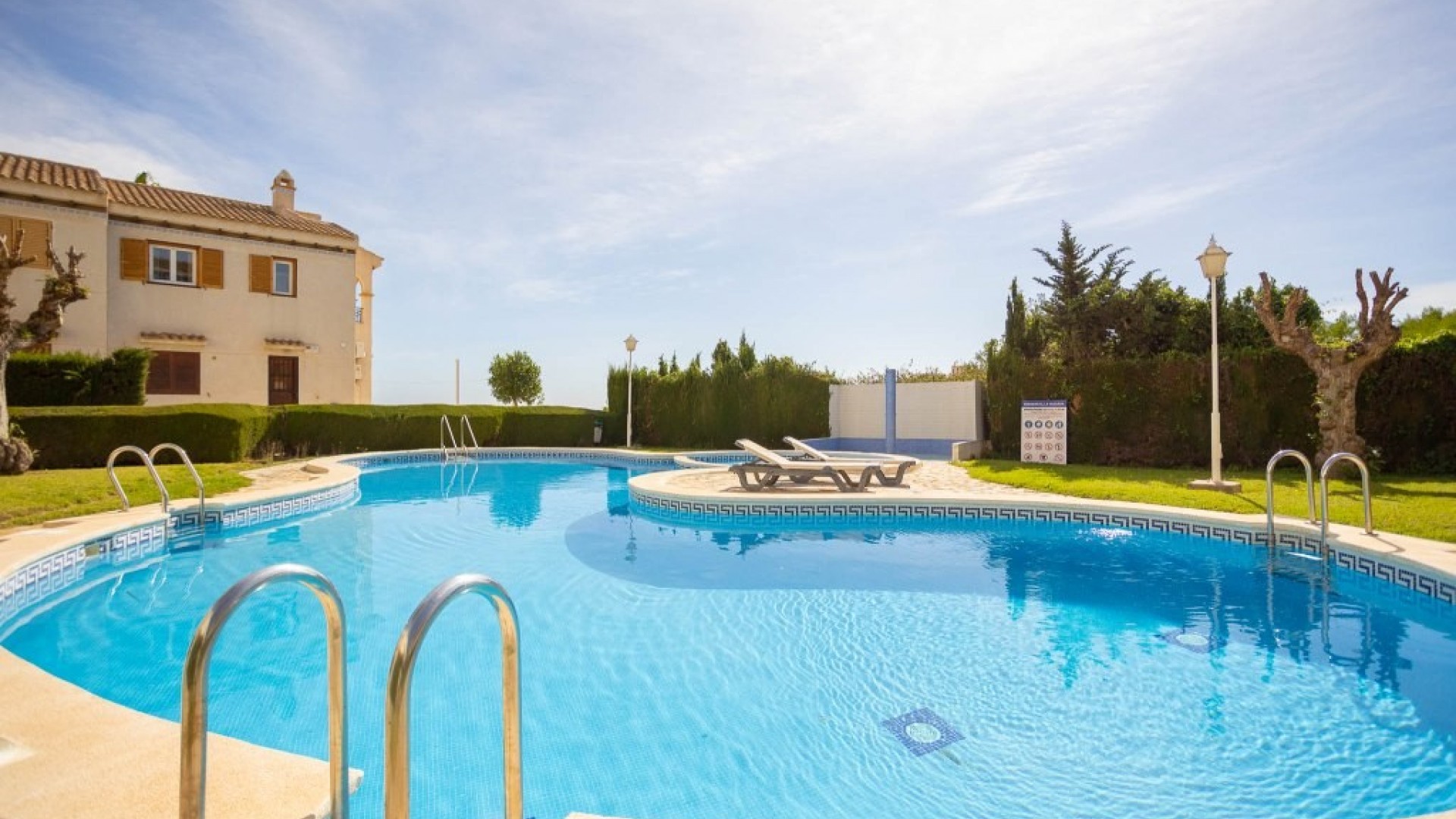 Resale - Wohnung Appartement -
Torrevieja