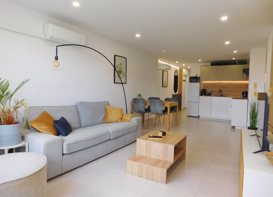 Resale - Wohnung Appartement -
Torrevieja