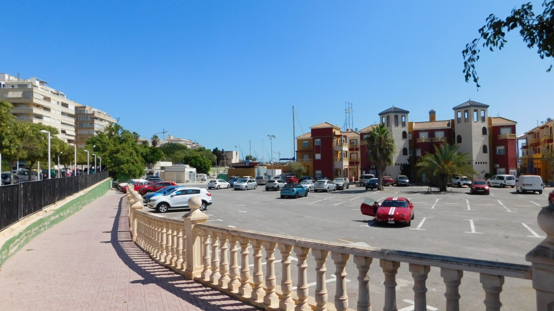 Resale - Wohnung Appartement -
Torrevieja