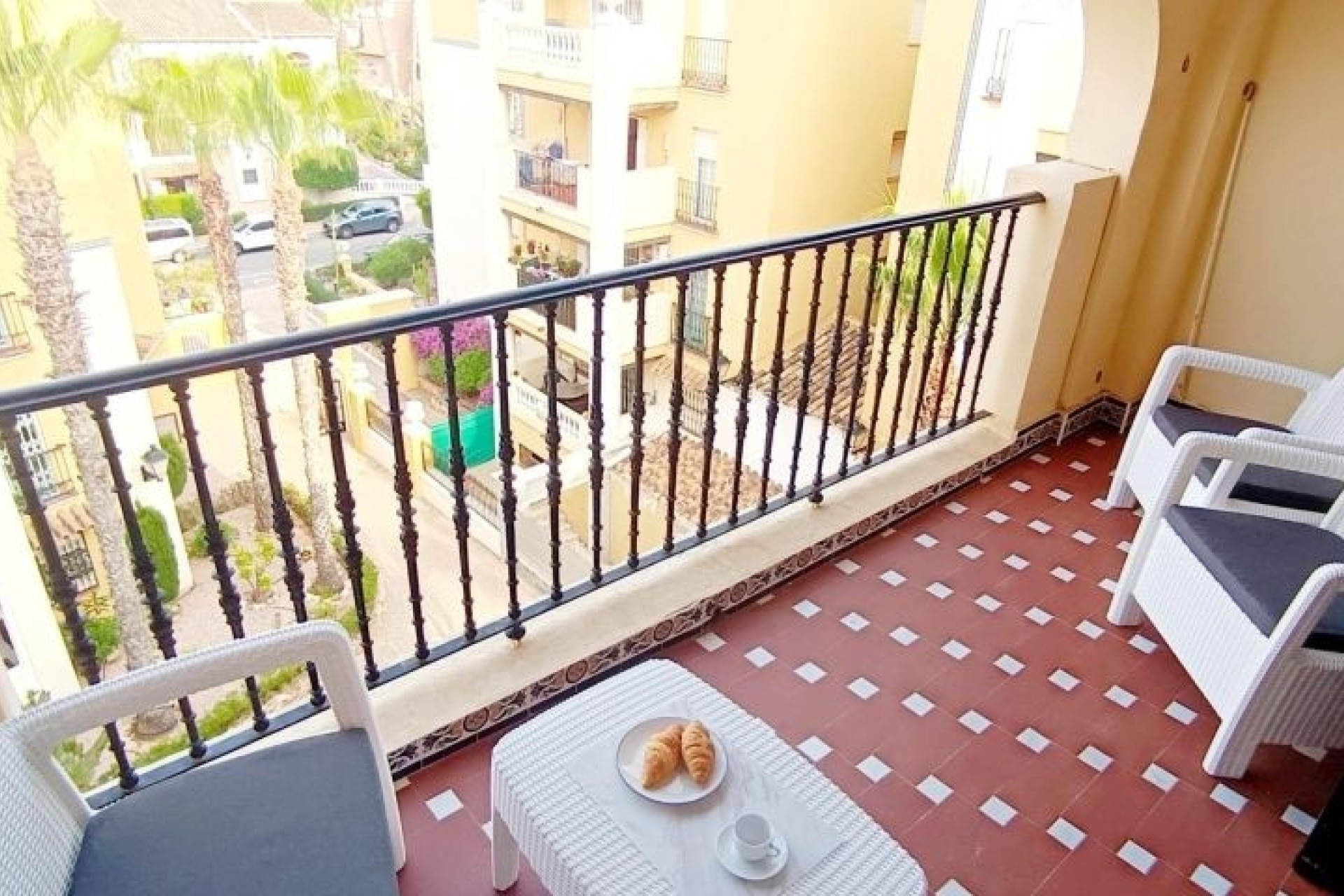 Resale - Wohnung Appartement -
Torrevieja