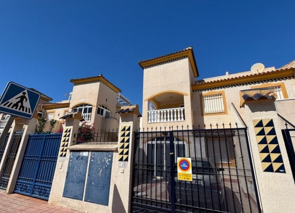 Resale - Wohnung Appartement -
Torrevieja