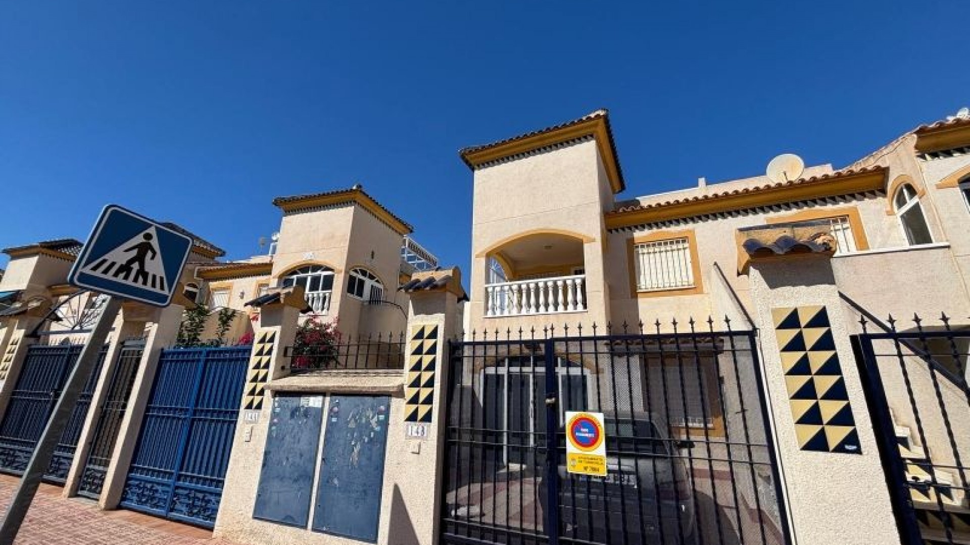 Resale - Wohnung Appartement -
Torrevieja