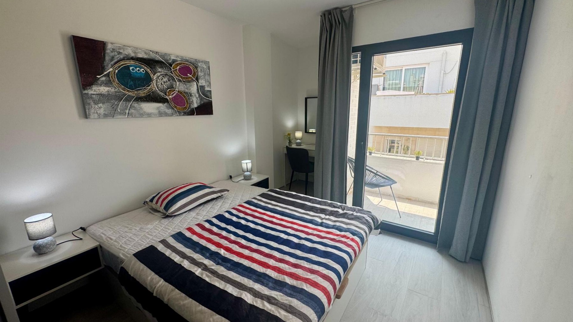 Resale - Wohnung Appartement -
Torrevieja