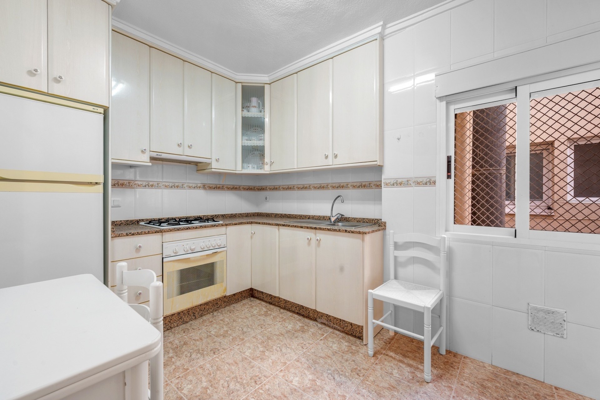 Resale - Wohnung / Appartement -
Torrevieja