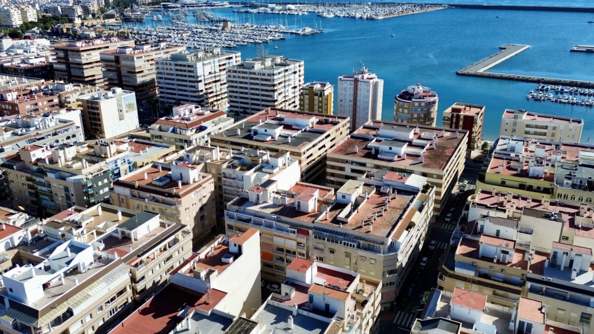 Resale - Wohnung Appartement -
Torrevieja