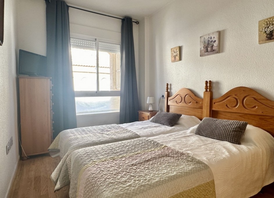 Resale - Wohnung Appartement -
Torrevieja