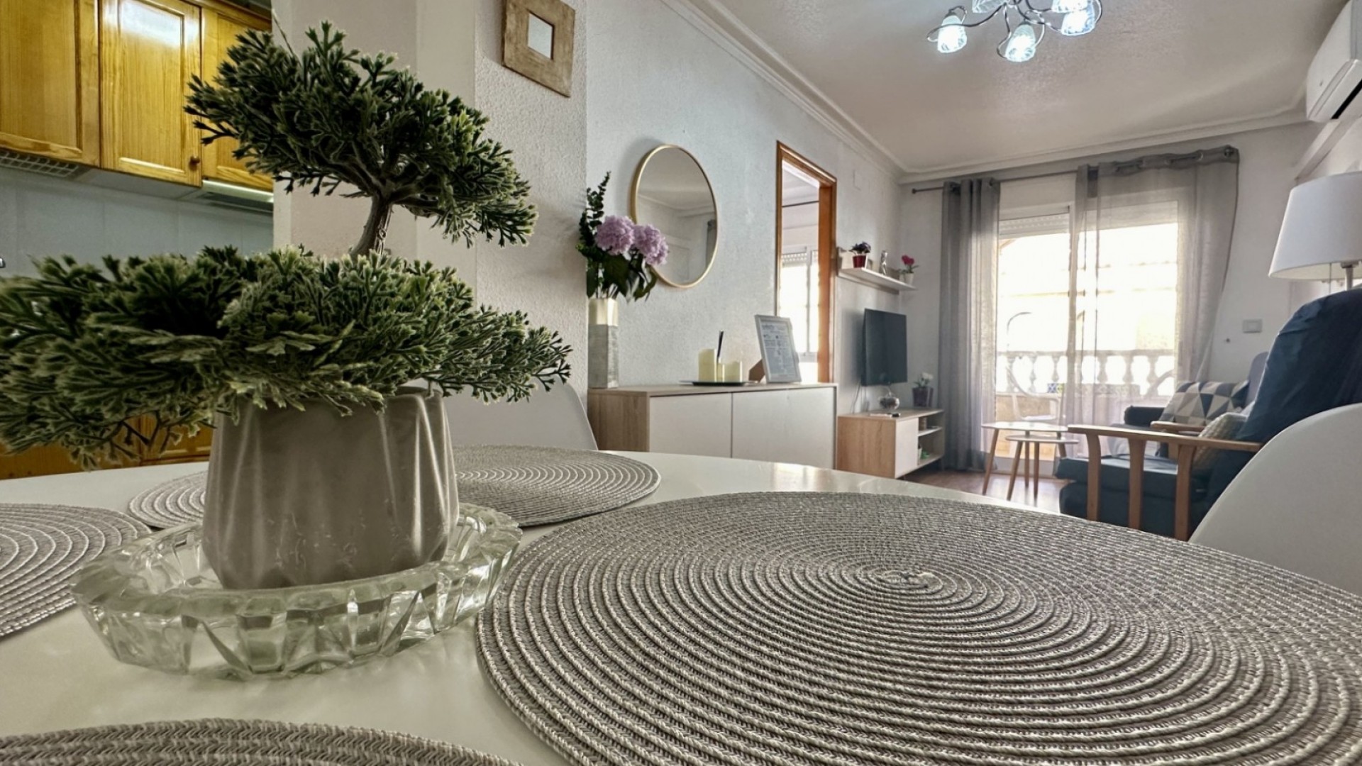 Resale - Wohnung Appartement -
Torrevieja