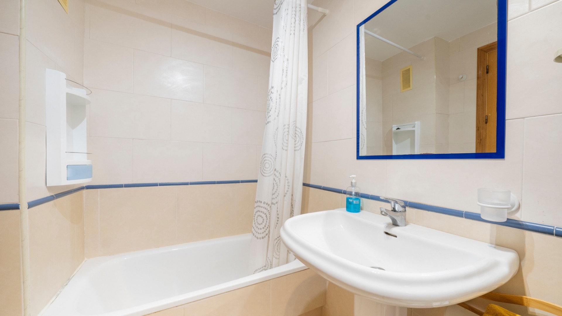 Resale - Wohnung Appartement -
Torrevieja