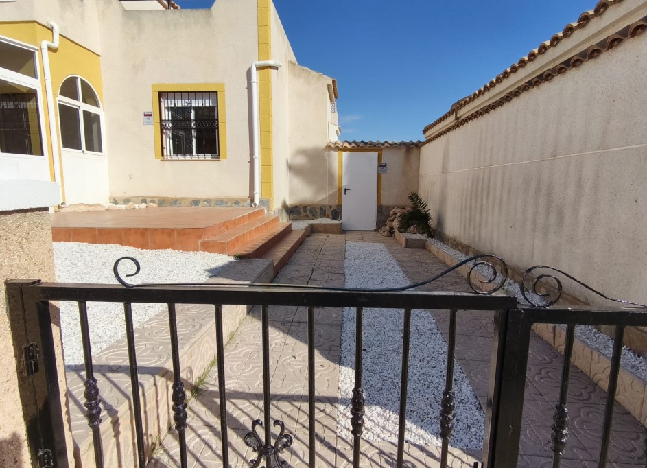 Resale - Wohnung Appartement -
Torrevieja