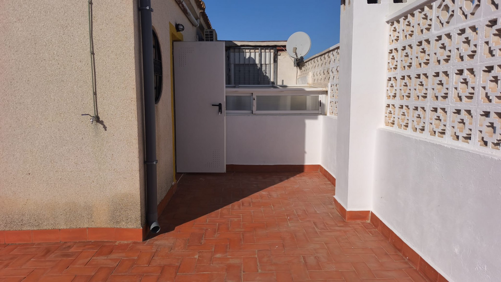 Resale - Wohnung Appartement -
Torrevieja