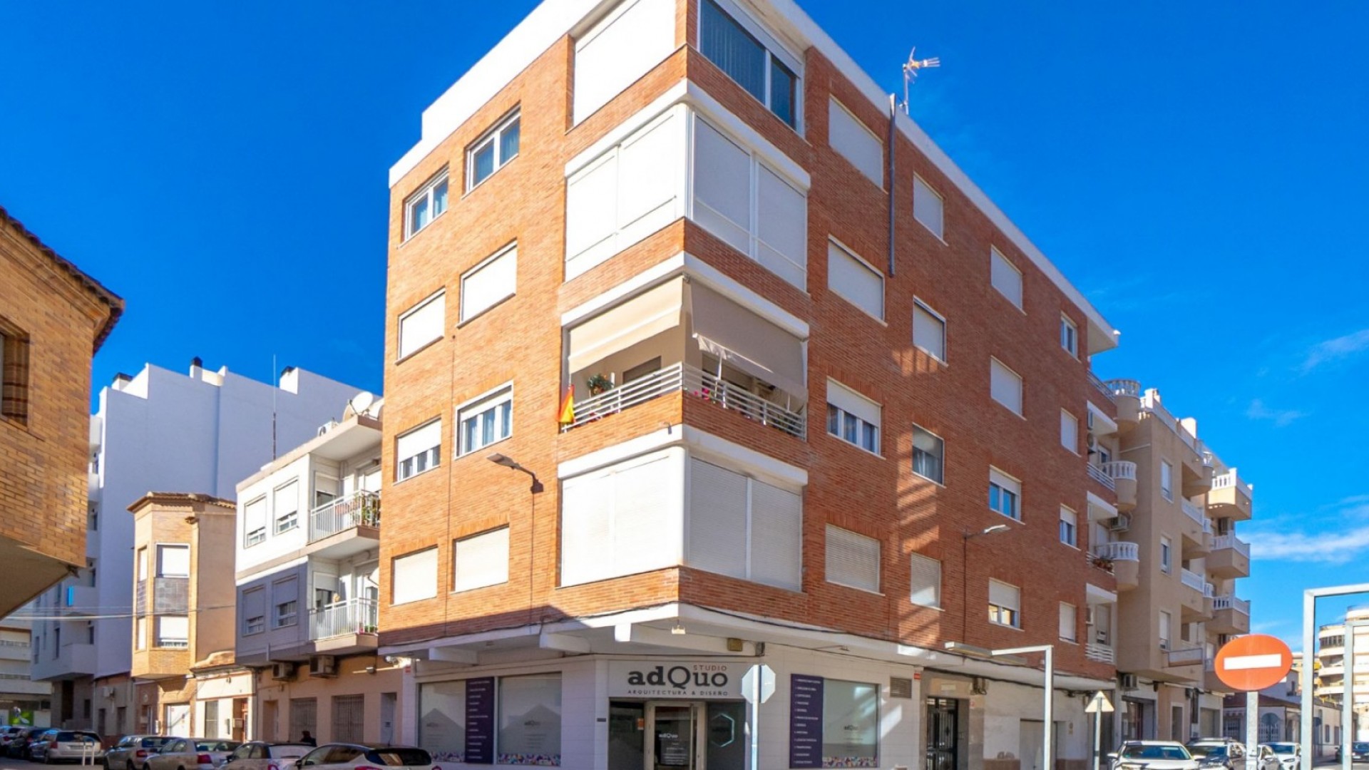 Resale - Wohnung Appartement -
Torrevieja