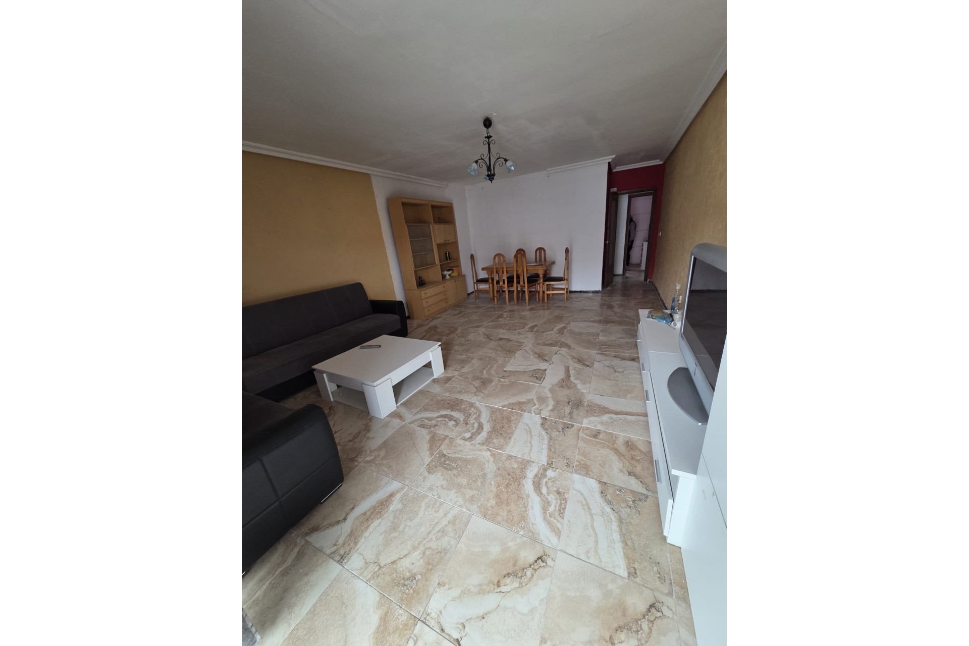 Resale - Wohnung / Appartement -
Torrevieja