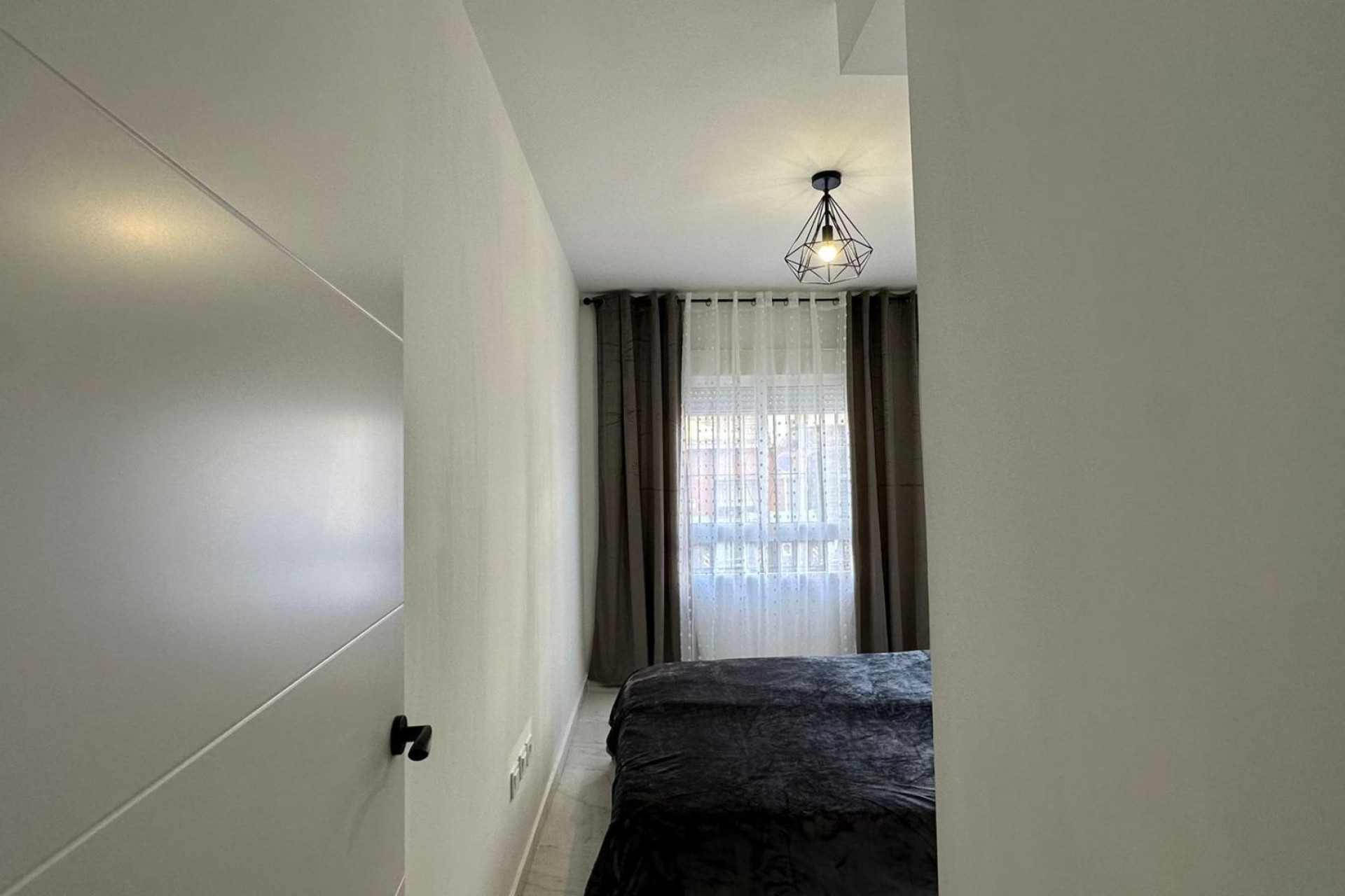 Resale - Wohnung / Appartement -
Torrevieja