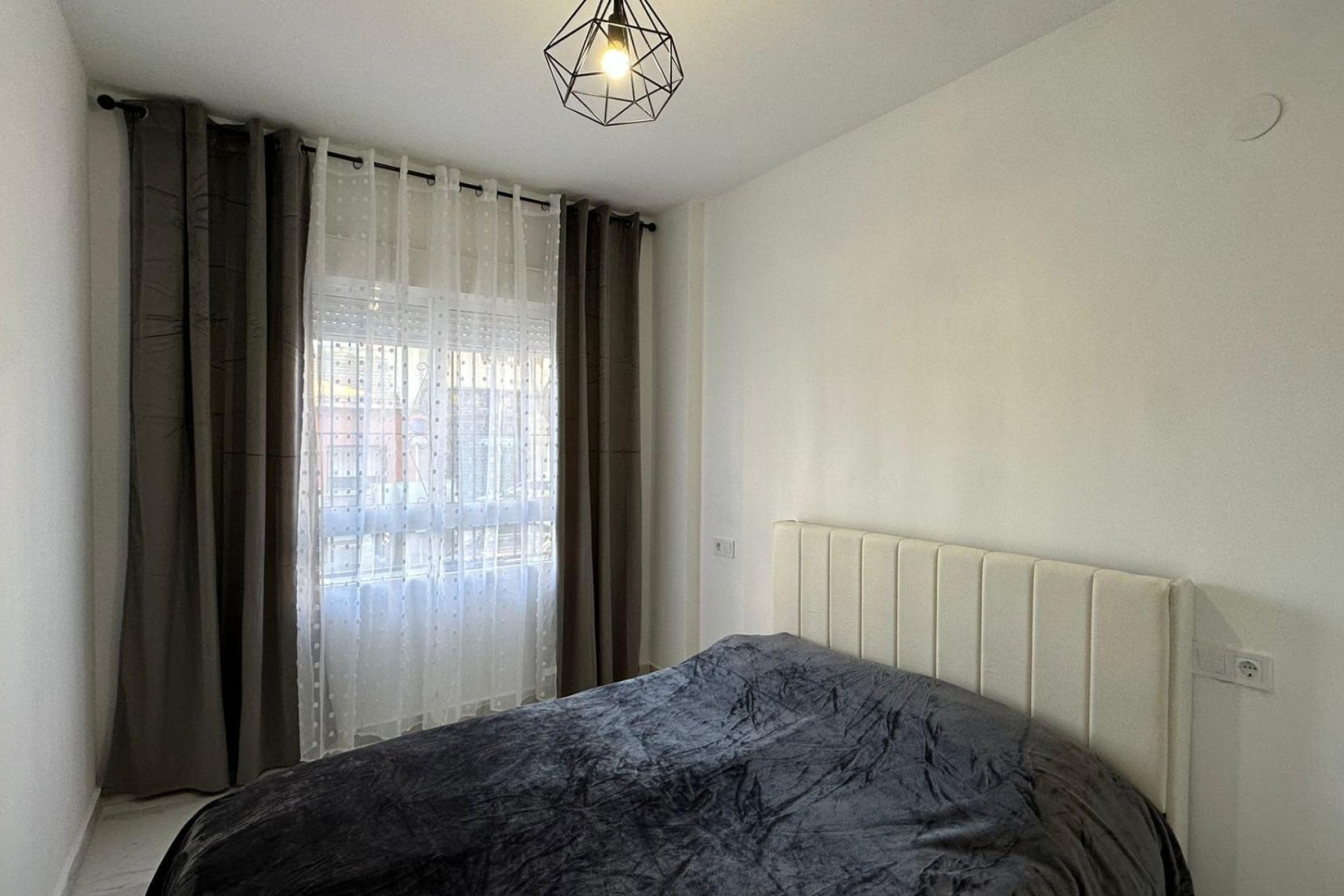 Resale - Wohnung / Appartement -
Torrevieja