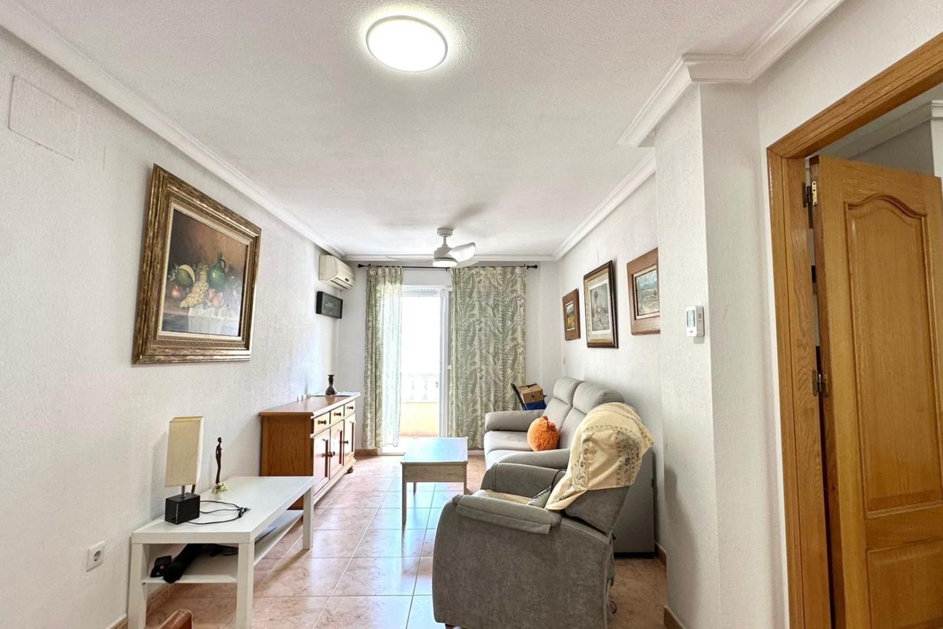 Resale - Wohnung / Appartement -
Torrevieja