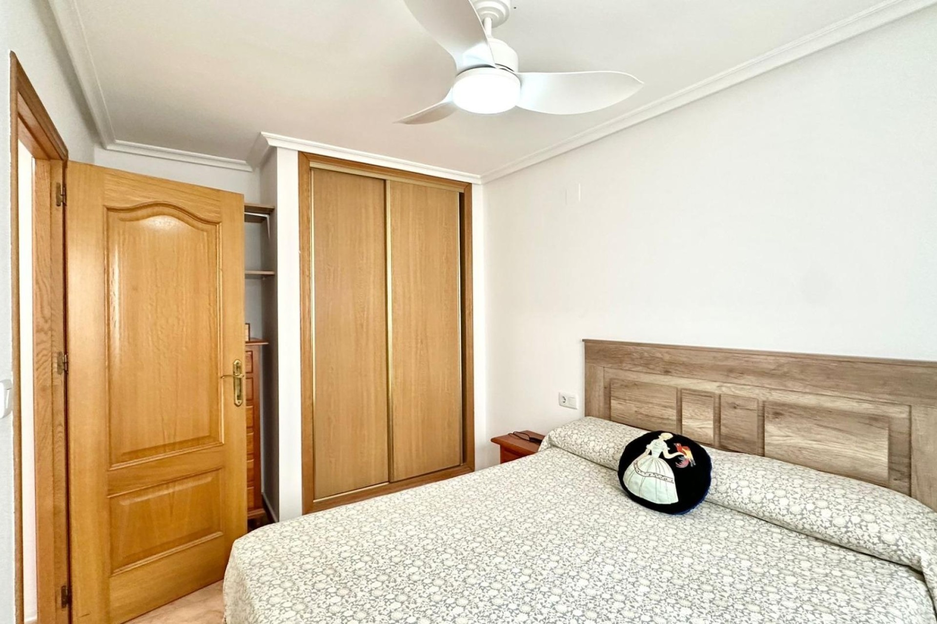 Resale - Wohnung / Appartement -
Torrevieja