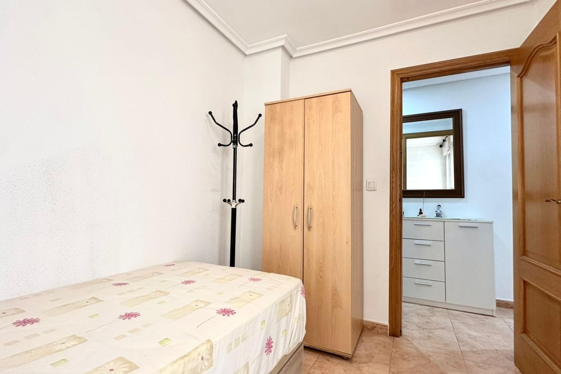 Resale - Wohnung / Appartement -
Torrevieja