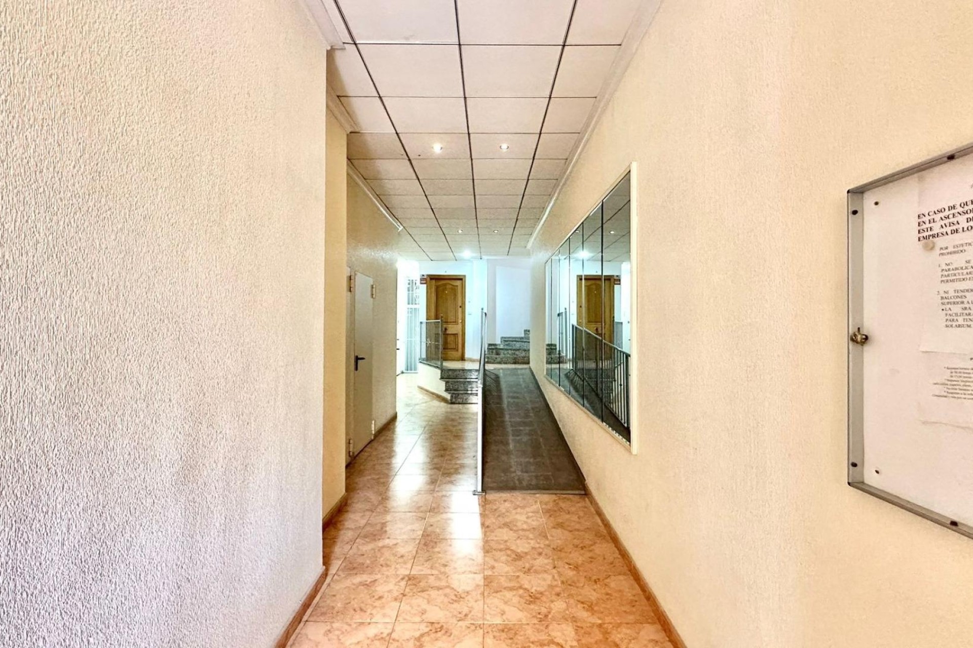 Resale - Wohnung / Appartement -
Torrevieja