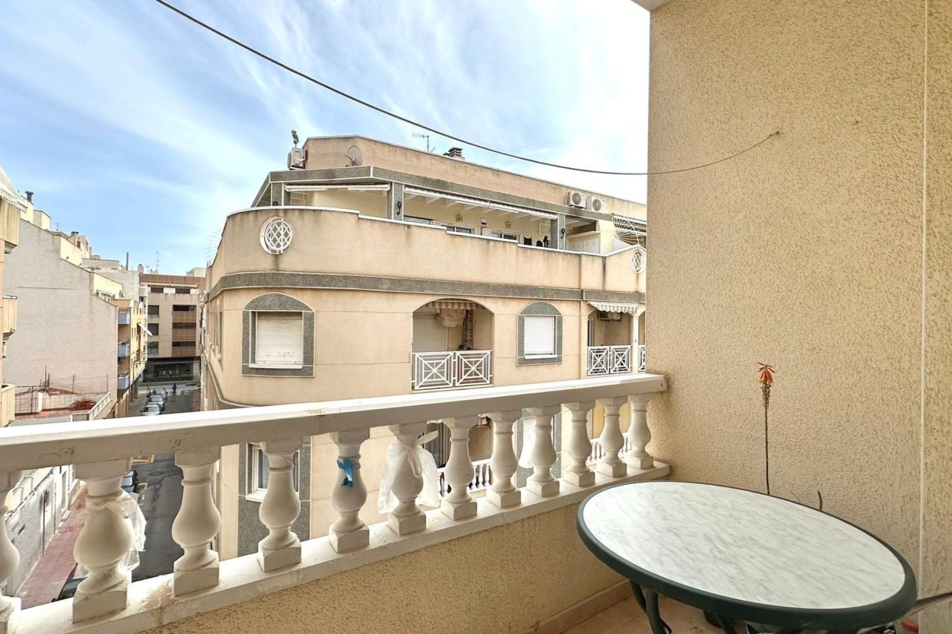 Resale - Wohnung / Appartement -
Torrevieja