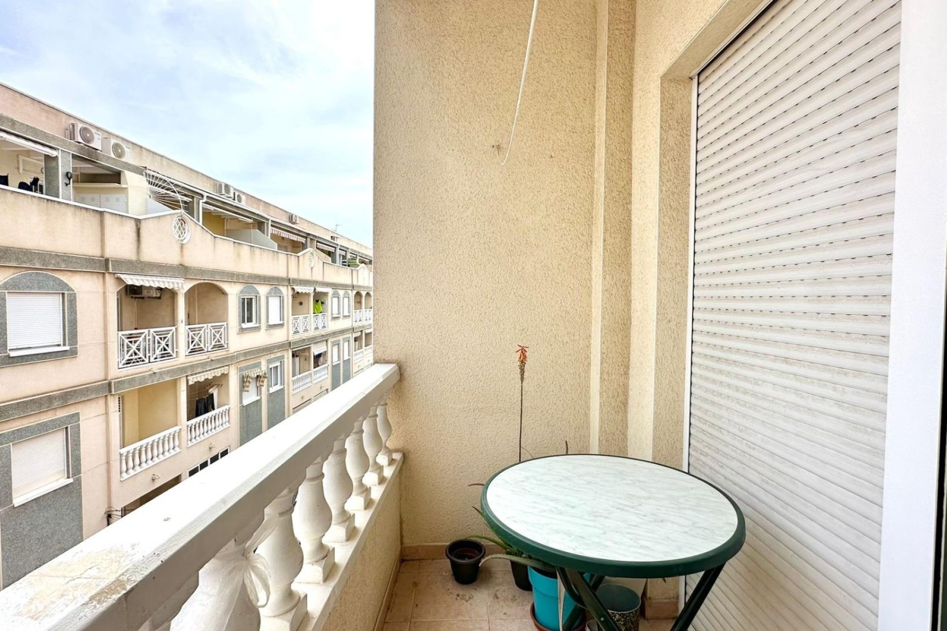 Resale - Wohnung / Appartement -
Torrevieja