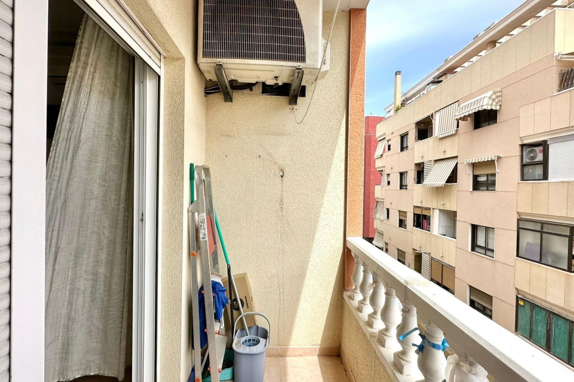 Resale - Wohnung / Appartement -
Torrevieja