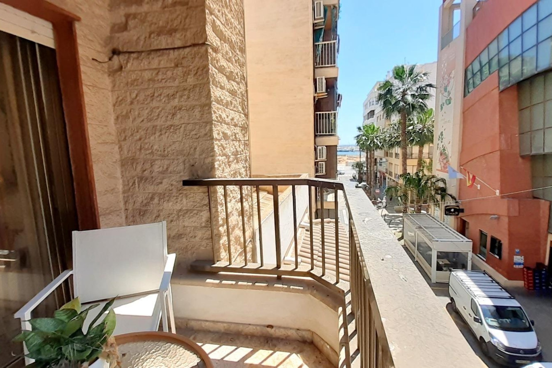Resale - Wohnung / Appartement -
Torrevieja