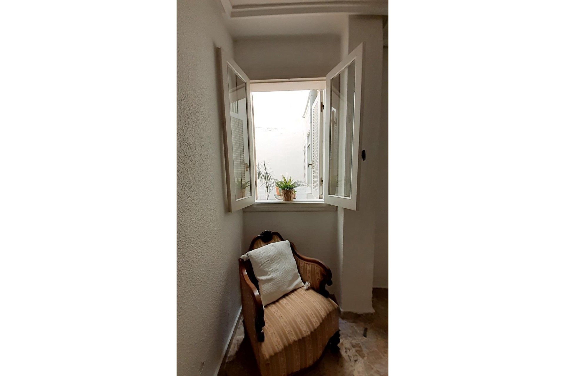 Resale - Wohnung / Appartement -
Torrevieja