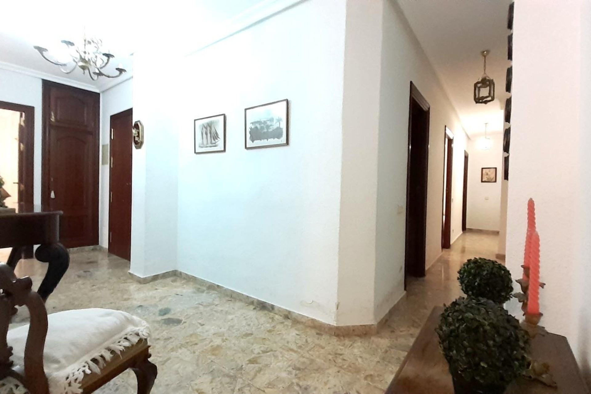 Resale - Wohnung / Appartement -
Torrevieja