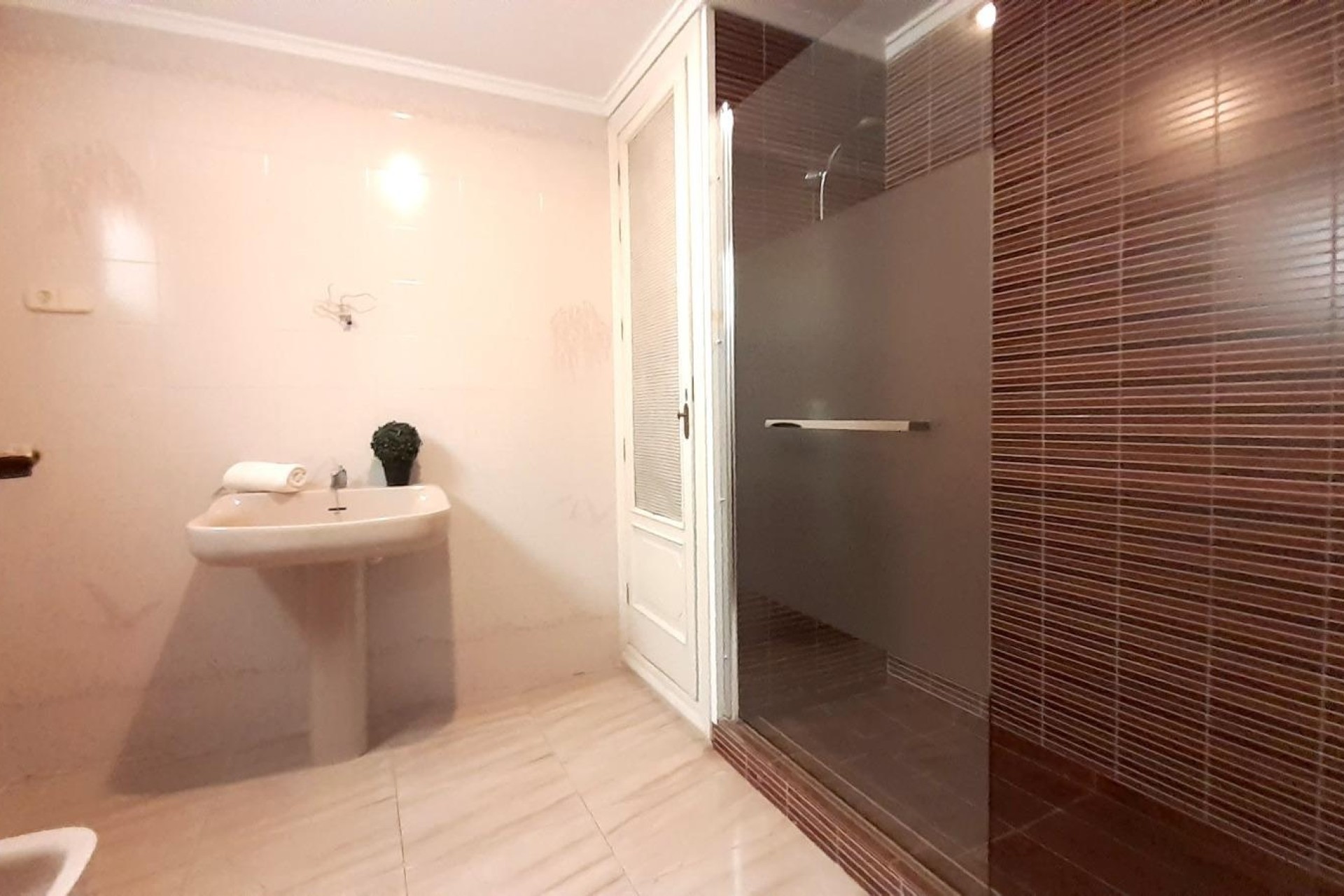 Resale - Wohnung / Appartement -
Torrevieja