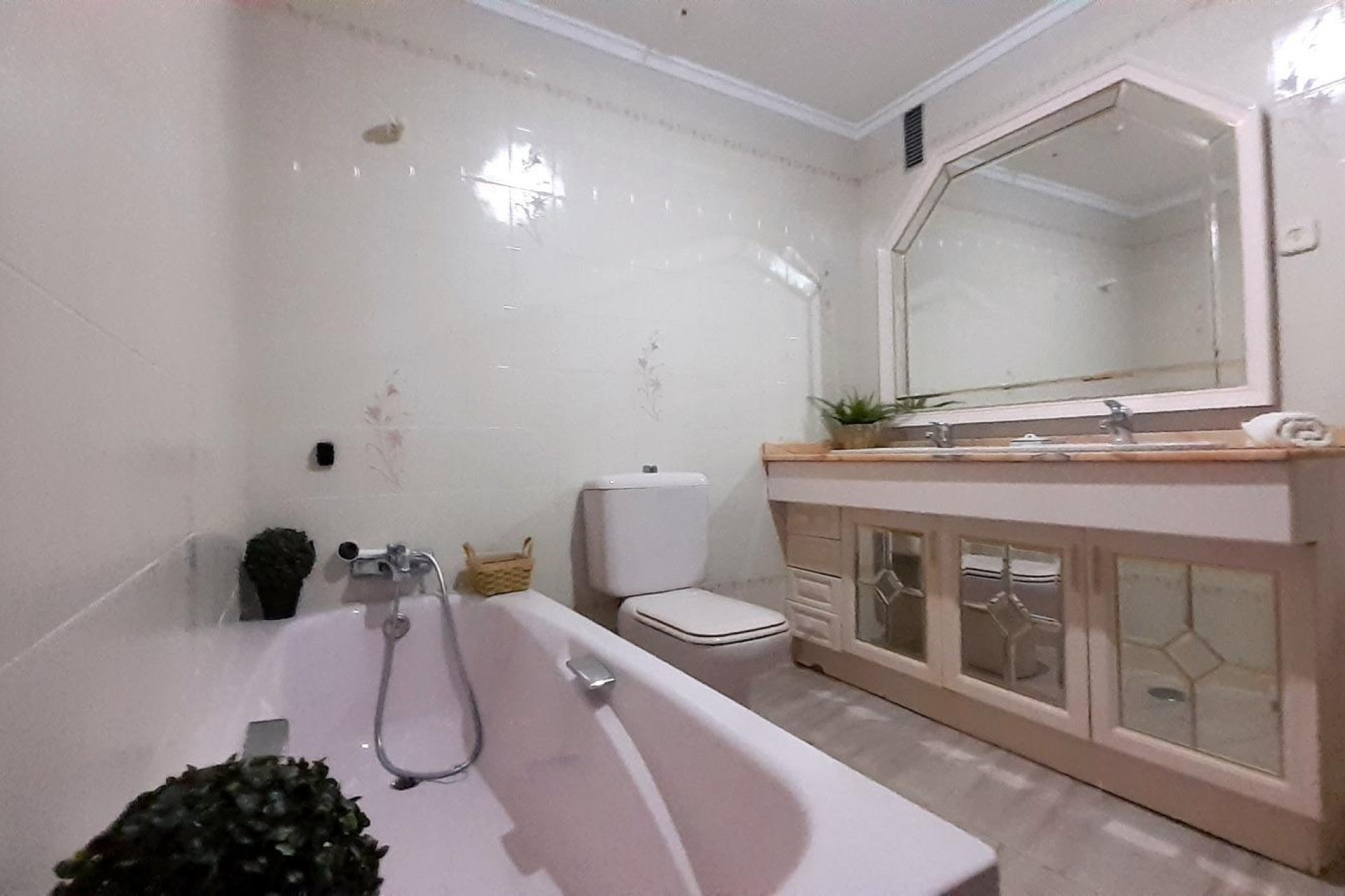 Resale - Wohnung / Appartement -
Torrevieja