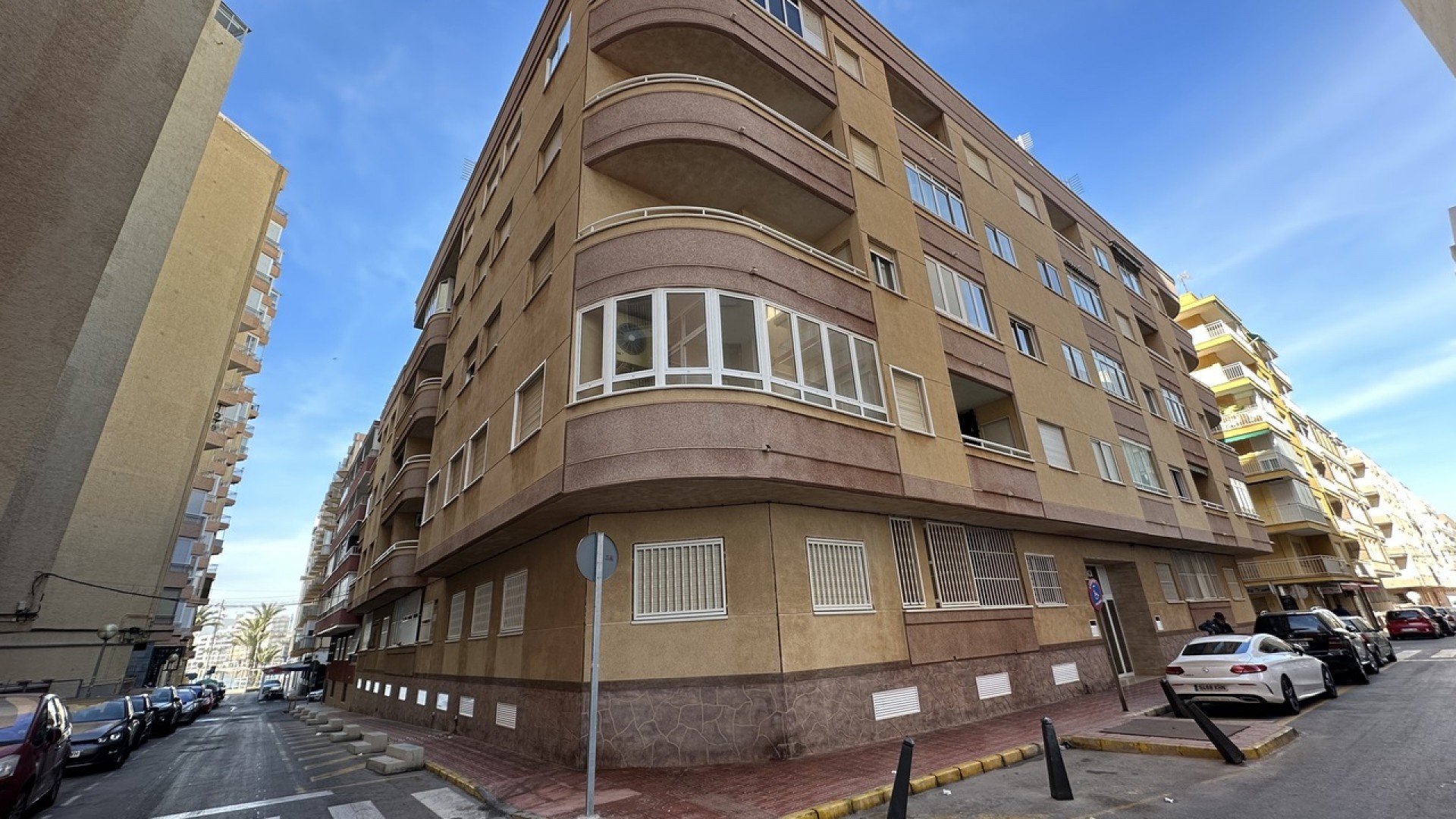 Resale - Wohnung Appartement -
Torrevieja