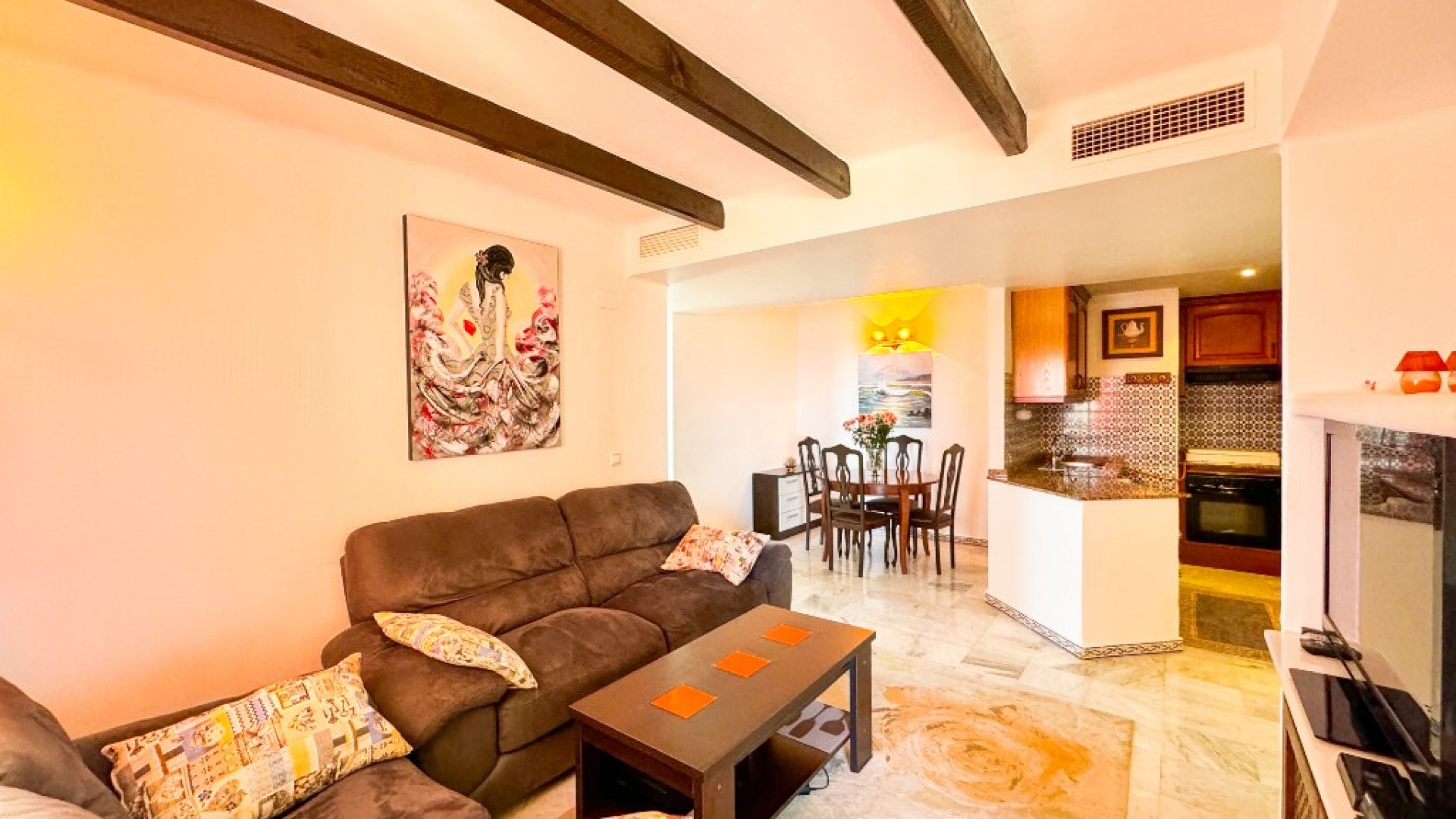 Resale - Wohnung Appartement -
Torrevieja