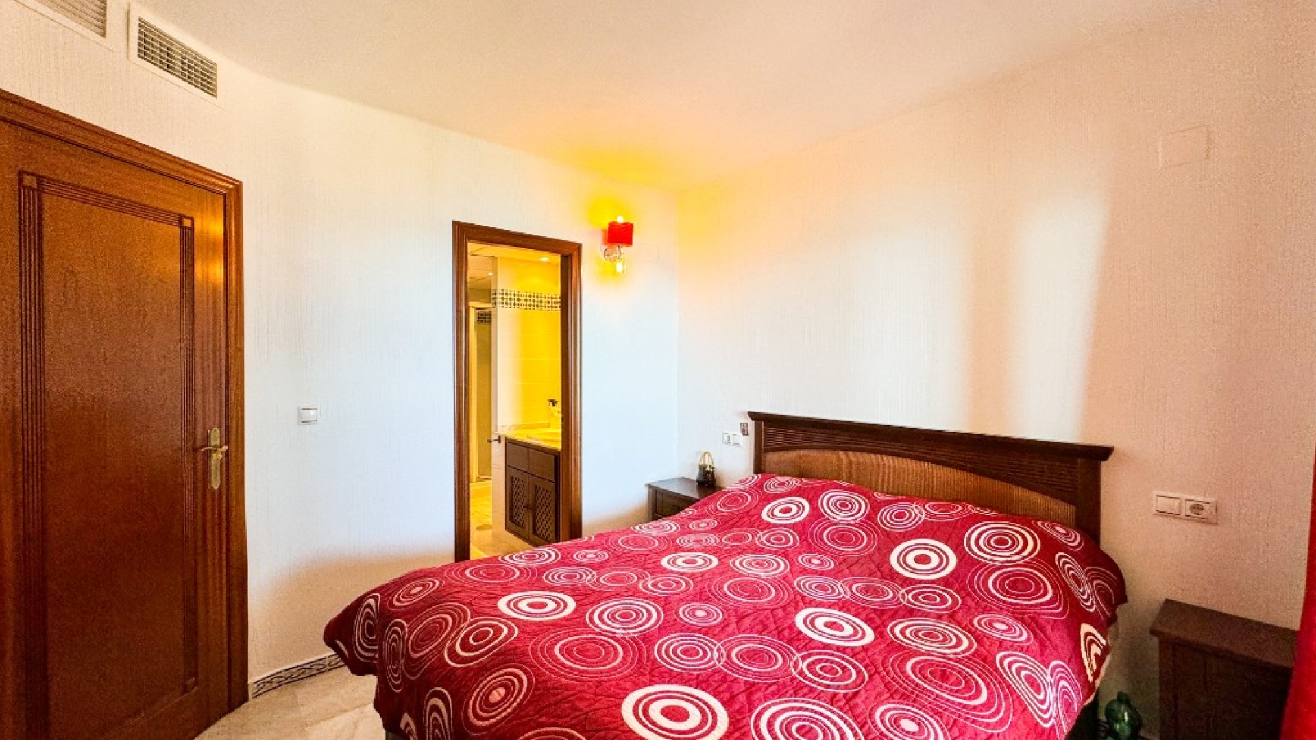 Resale - Wohnung Appartement -
Torrevieja