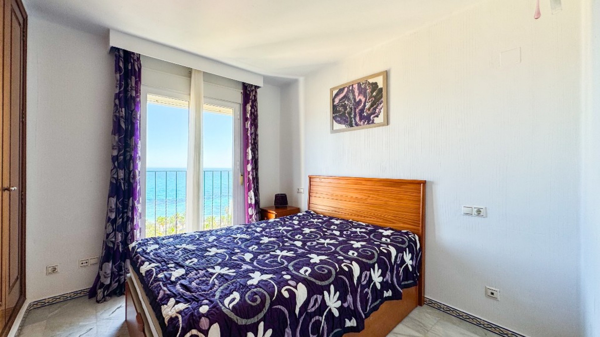 Resale - Wohnung Appartement -
Torrevieja