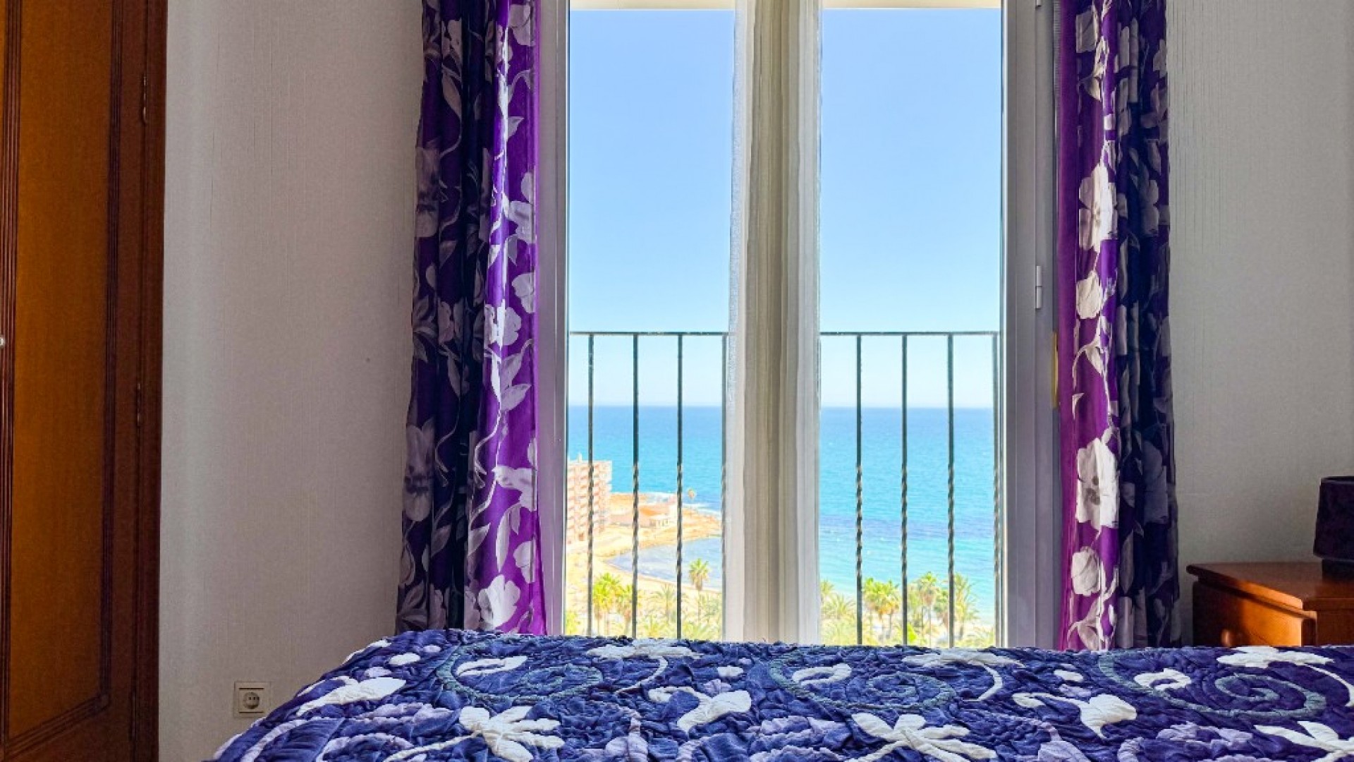 Resale - Wohnung Appartement -
Torrevieja