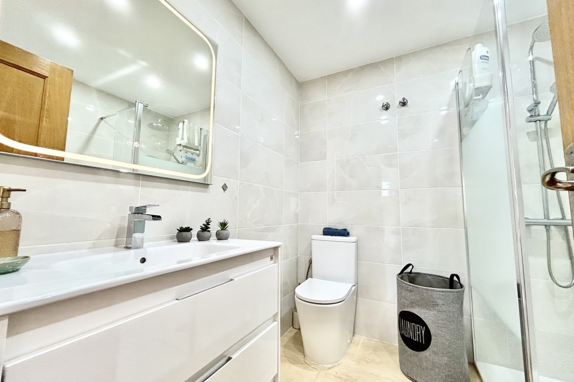 Resale - Wohnung / Appartement -
Villamartín - Costa Blanca