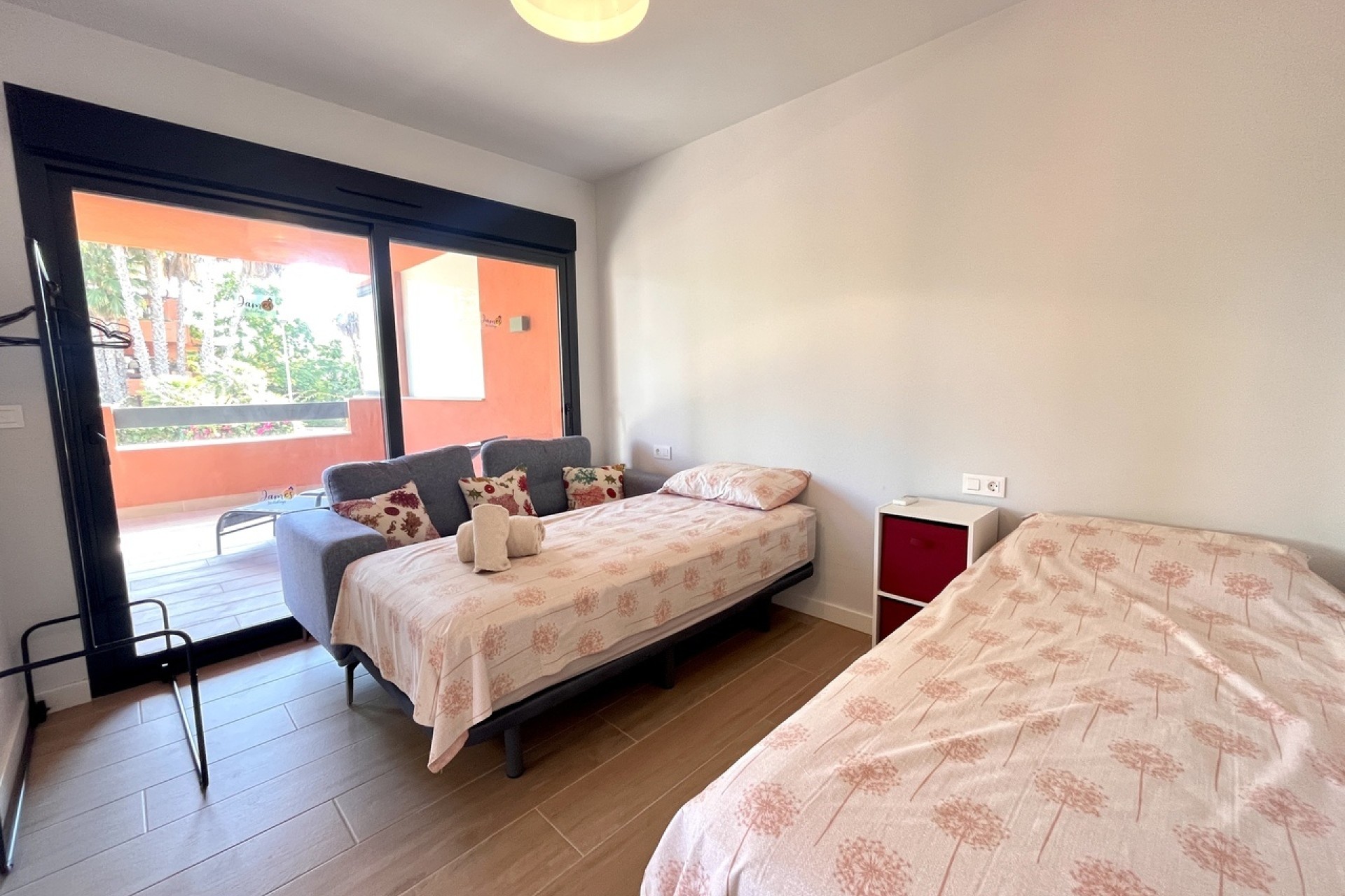 Resale - Wohnung / Appartement -
Villamartín - Costa Blanca