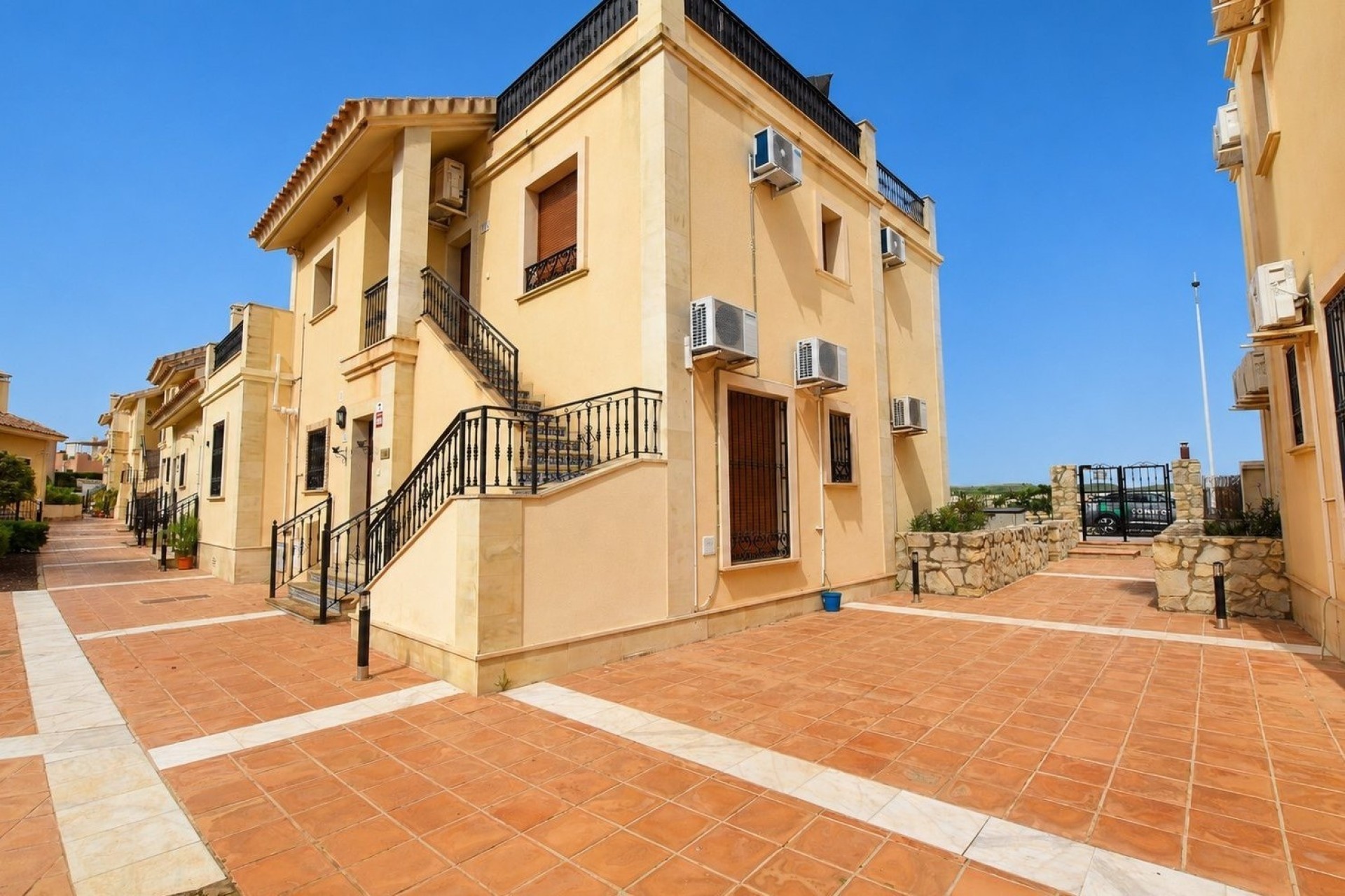 Revente - Appartement -
Algorfa - La Finca Golf Resort