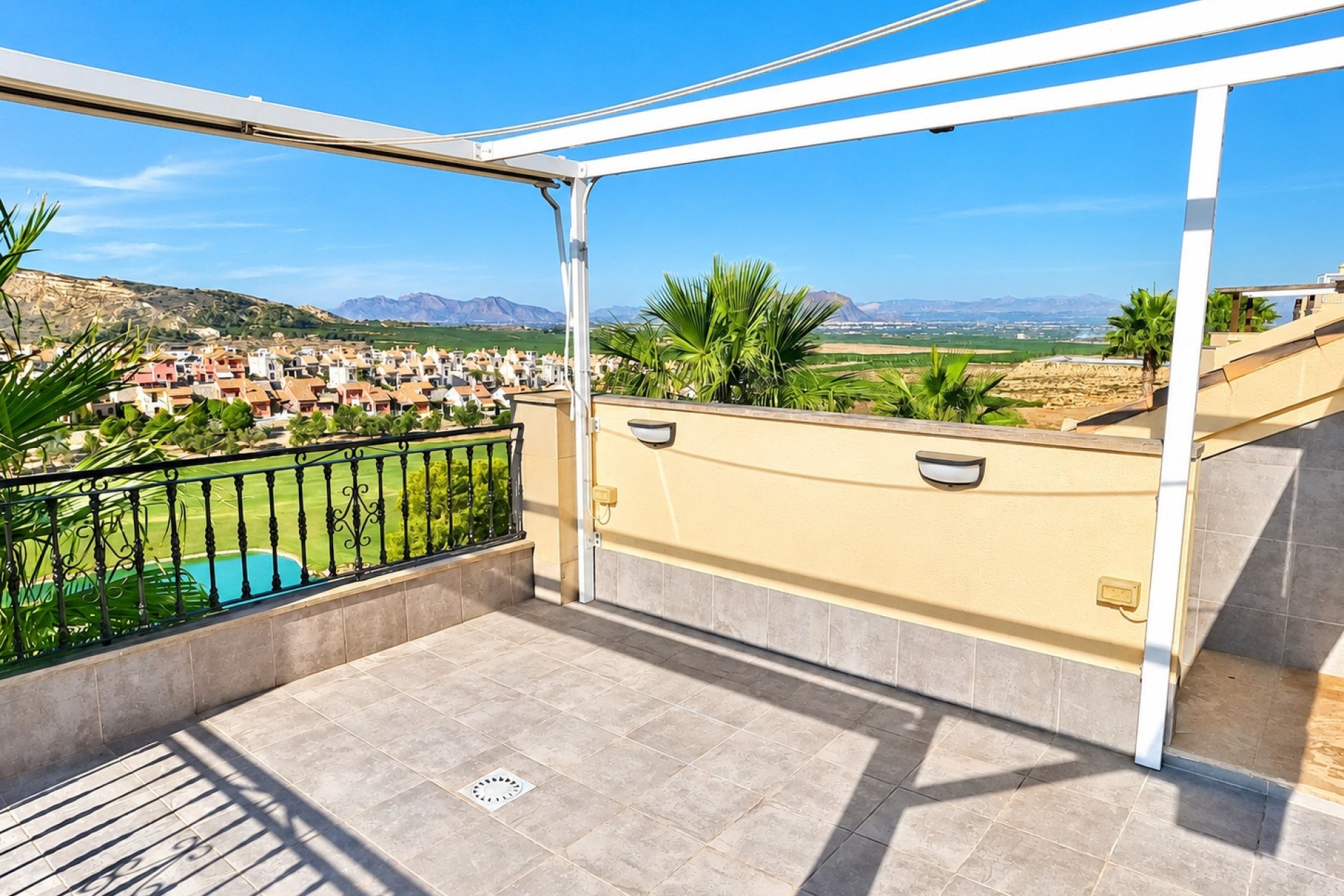 Revente - Appartement -
Algorfa - La Finca Golf Resort