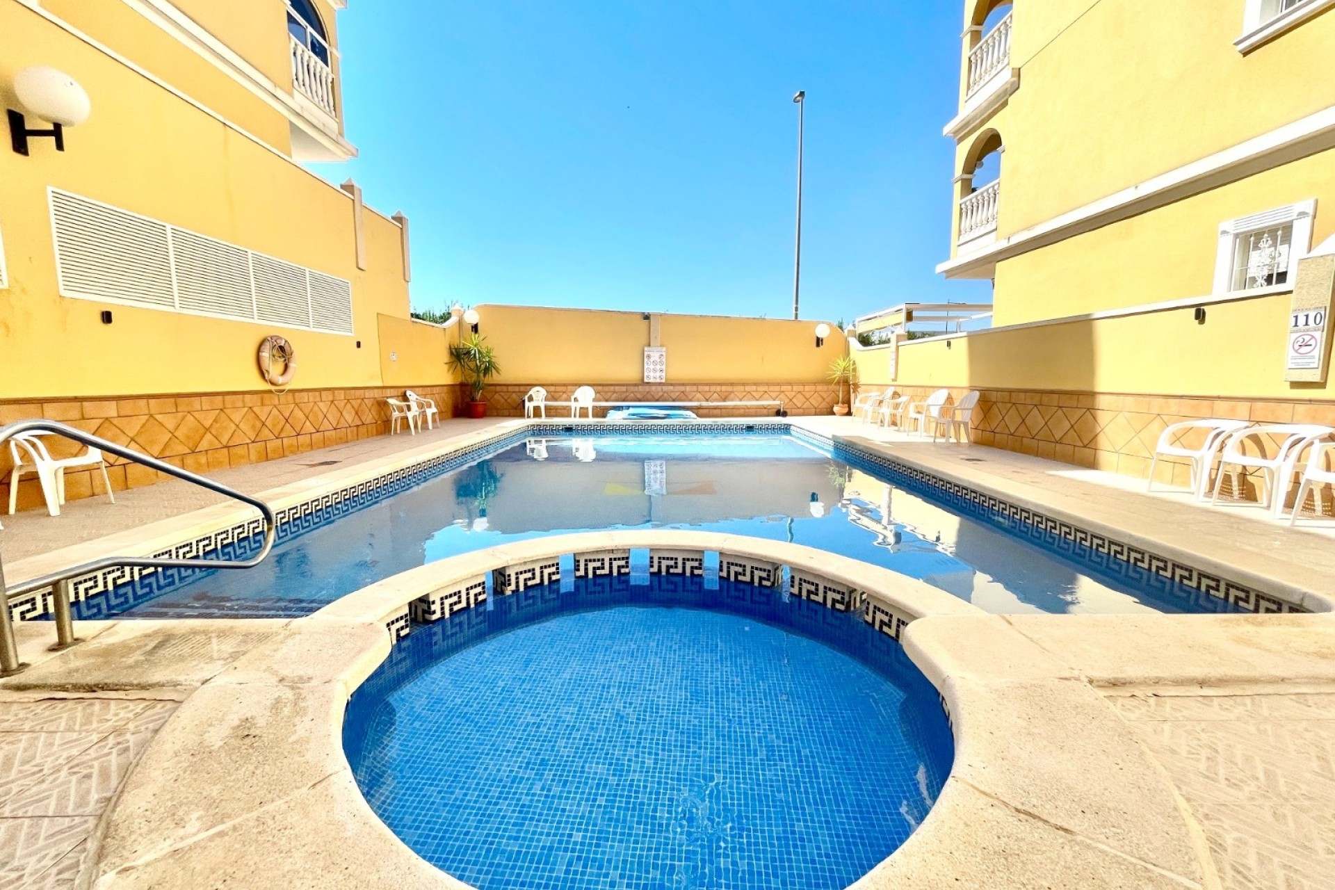 Revente - Appartement -
Algorfa