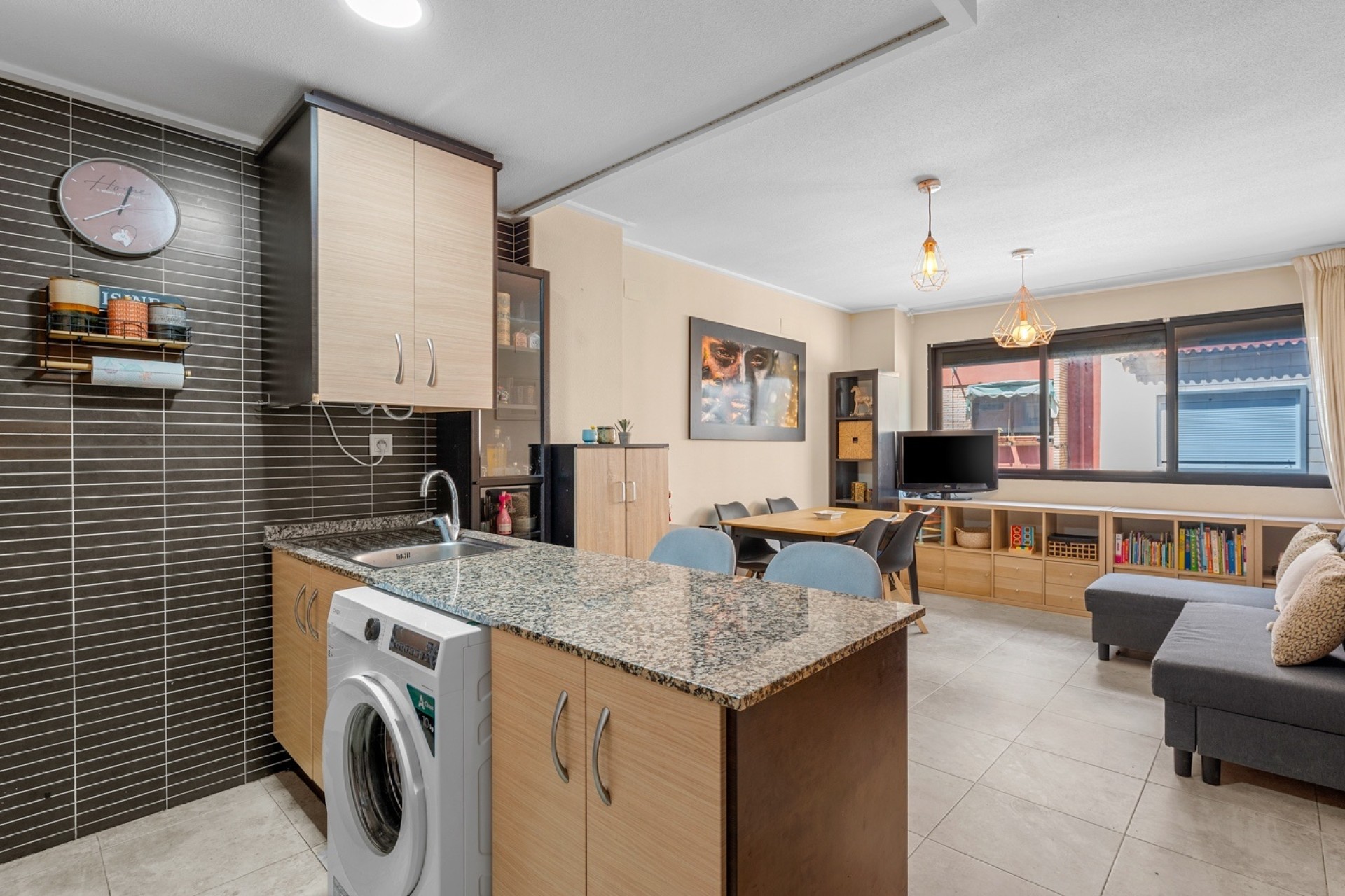 Revente - Appartement -
Alicante - Carolinas Bajas
