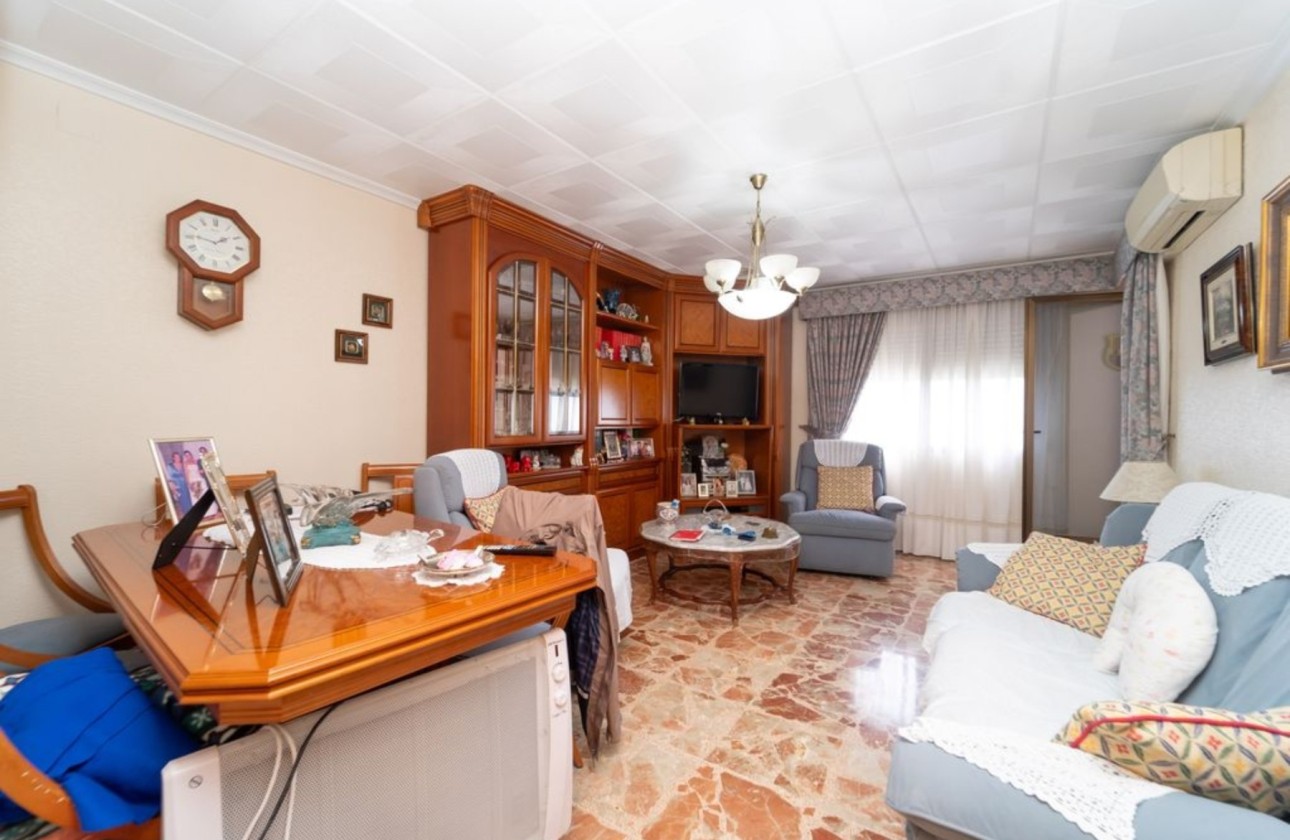 Revente - Appartement -
Alicante