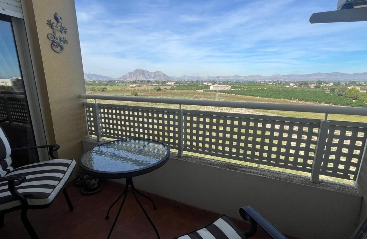 Revente - Appartement -
Almoradí