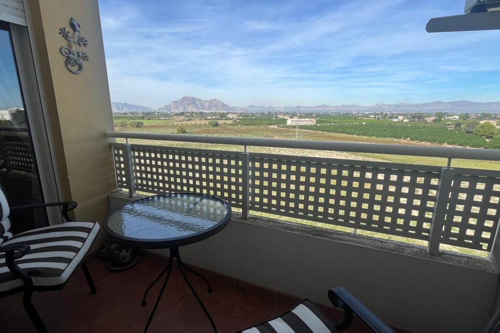 Revente - Appartement -
Almoradí