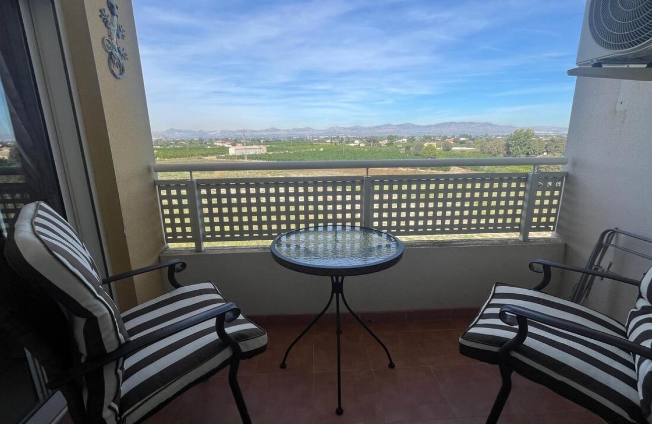 Revente - Appartement -
Almoradí