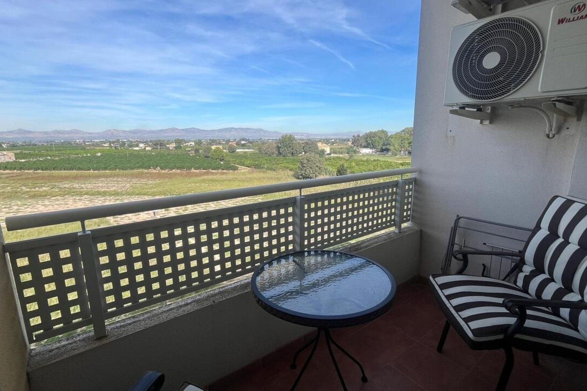 Revente - Appartement -
Almoradí
