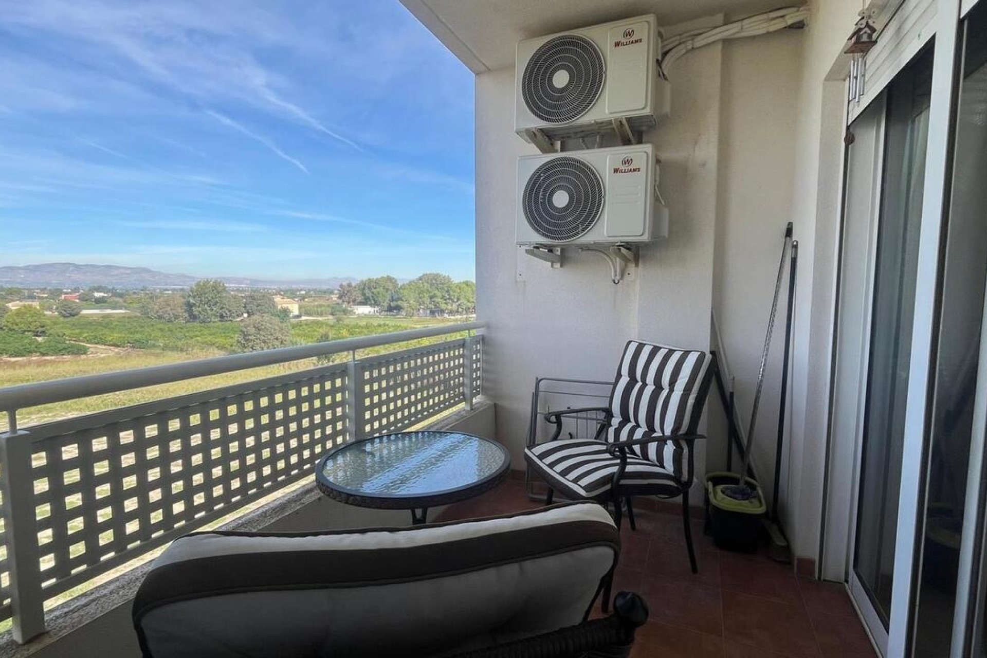 Revente - Appartement -
Almoradí