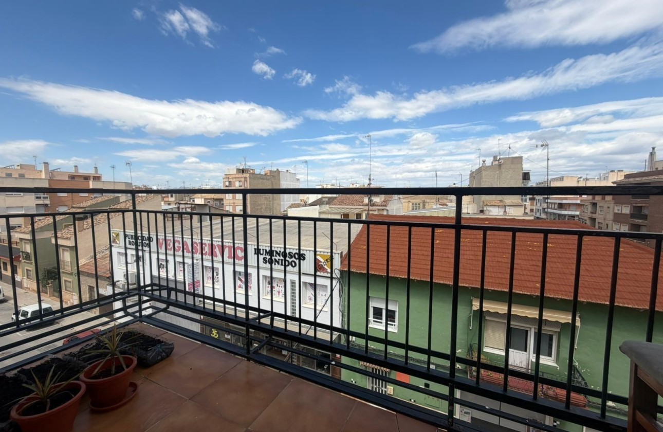 Revente - Appartement -
Almoradí