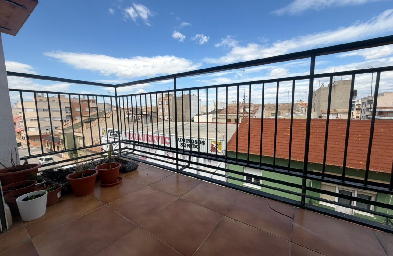 Revente - Appartement -
Almoradí