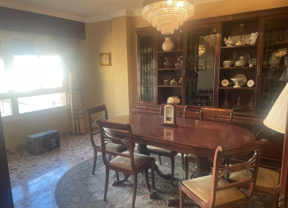 Revente - Appartement -
Almoradí